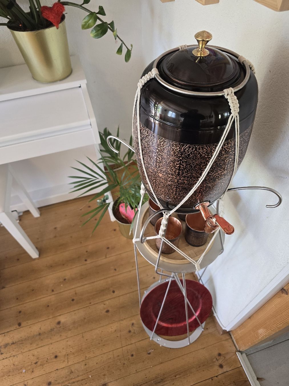 Contenitori & Simili: Vintage Kupfergetränkespender mit Becher – Nuovo e nell'imballaggio originale da Gwatt Thun venduto da FamHostettler