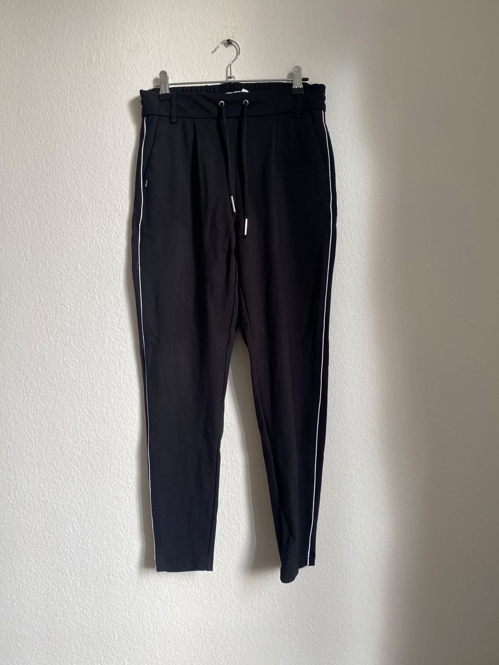 Only Pantaloni: ONLY Trousers – Usato da Biel/Bienne venduto da Sommer_17 4