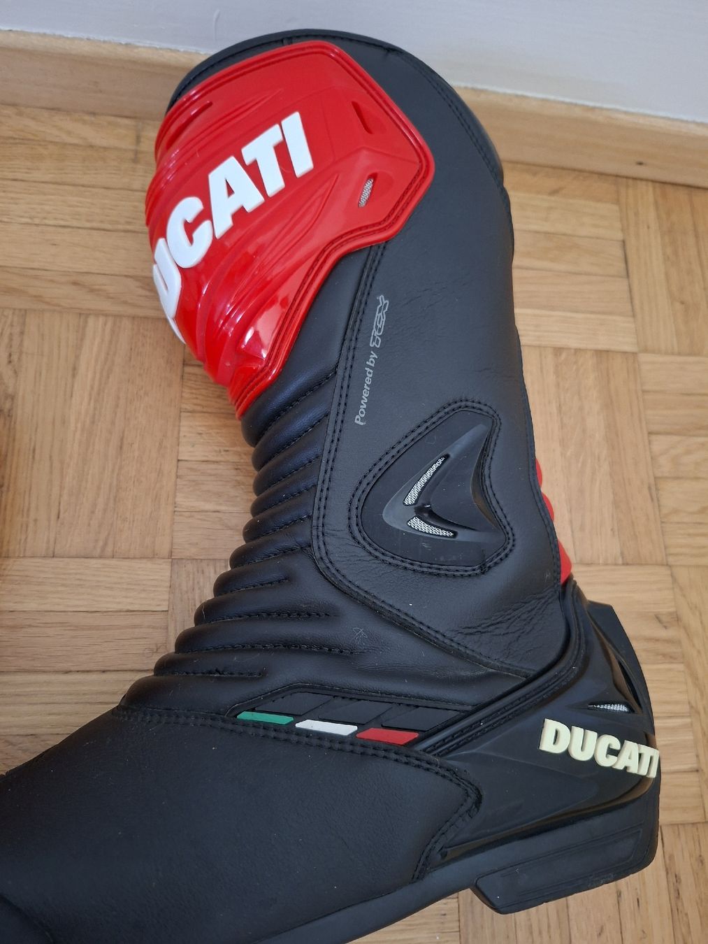 Ducati Herrenschuhe: Bottes de moto Ducati, taille 43, – Gebraucht aus Renens VD von ser_j2fn 2