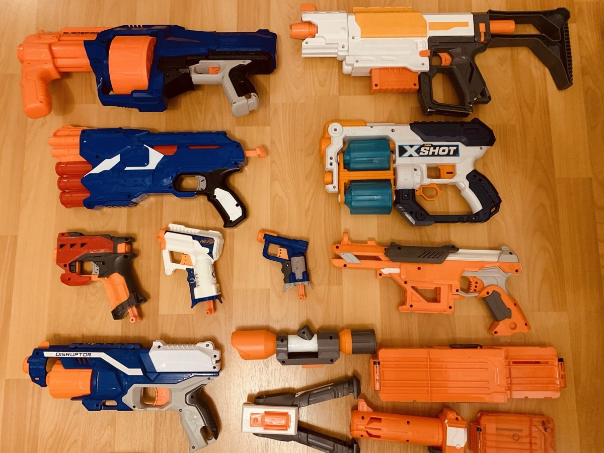 Nerf Spielzeuge: **Grosse NERF Sammlung mit Zubehör und Munition** – Gebraucht aus Villigen von 28Nora82 1
