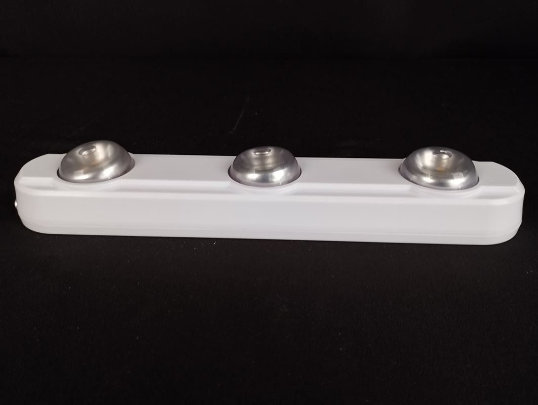 Lampade: LIVARNO LED-Unterbauleuchte – Usato da Schübelbach venduto da Restwert_Schubelbach 2