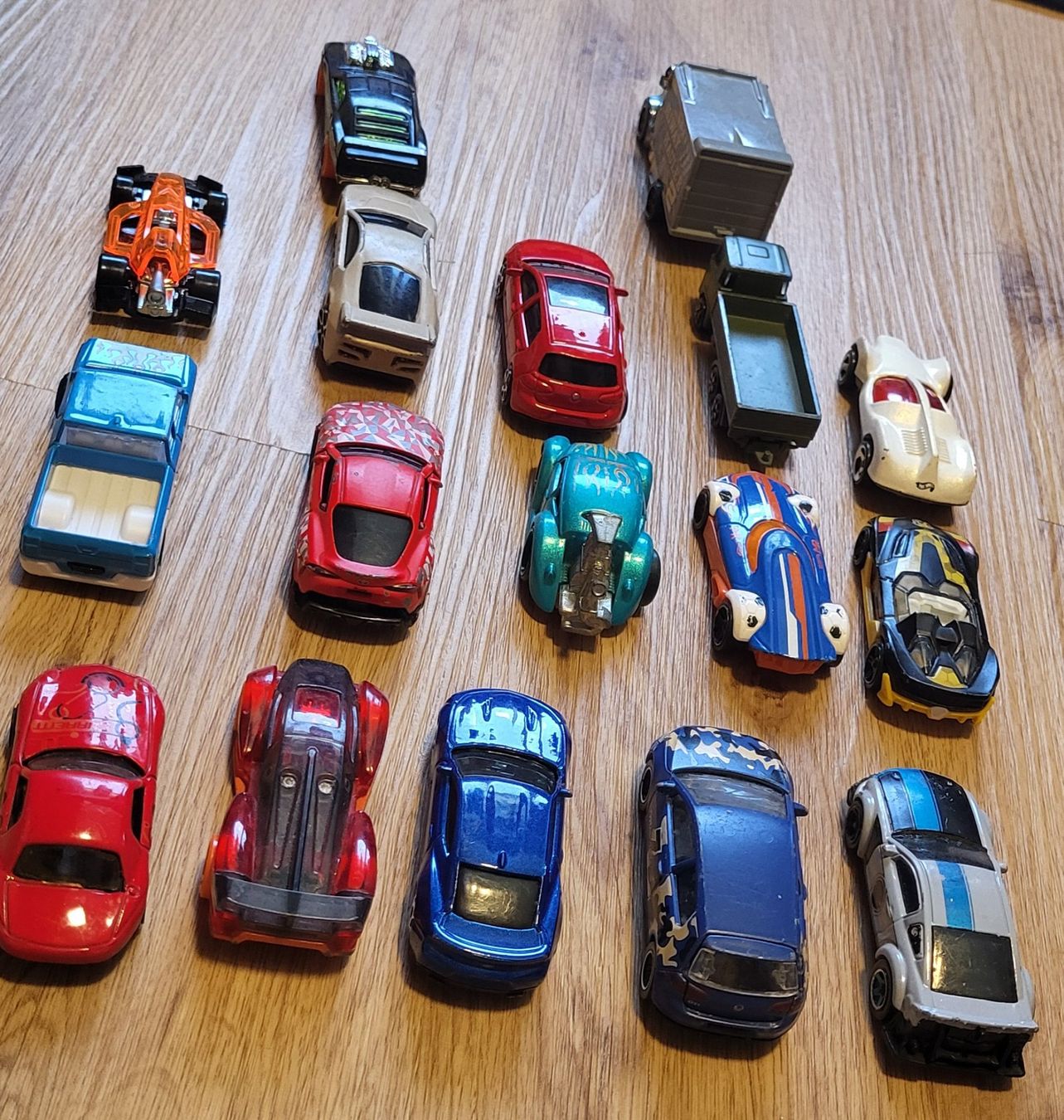 Giocattoli: Spielzeugautos Majorette/Hot Wheels – Usato da Schleinikon venduto da Frida11 3