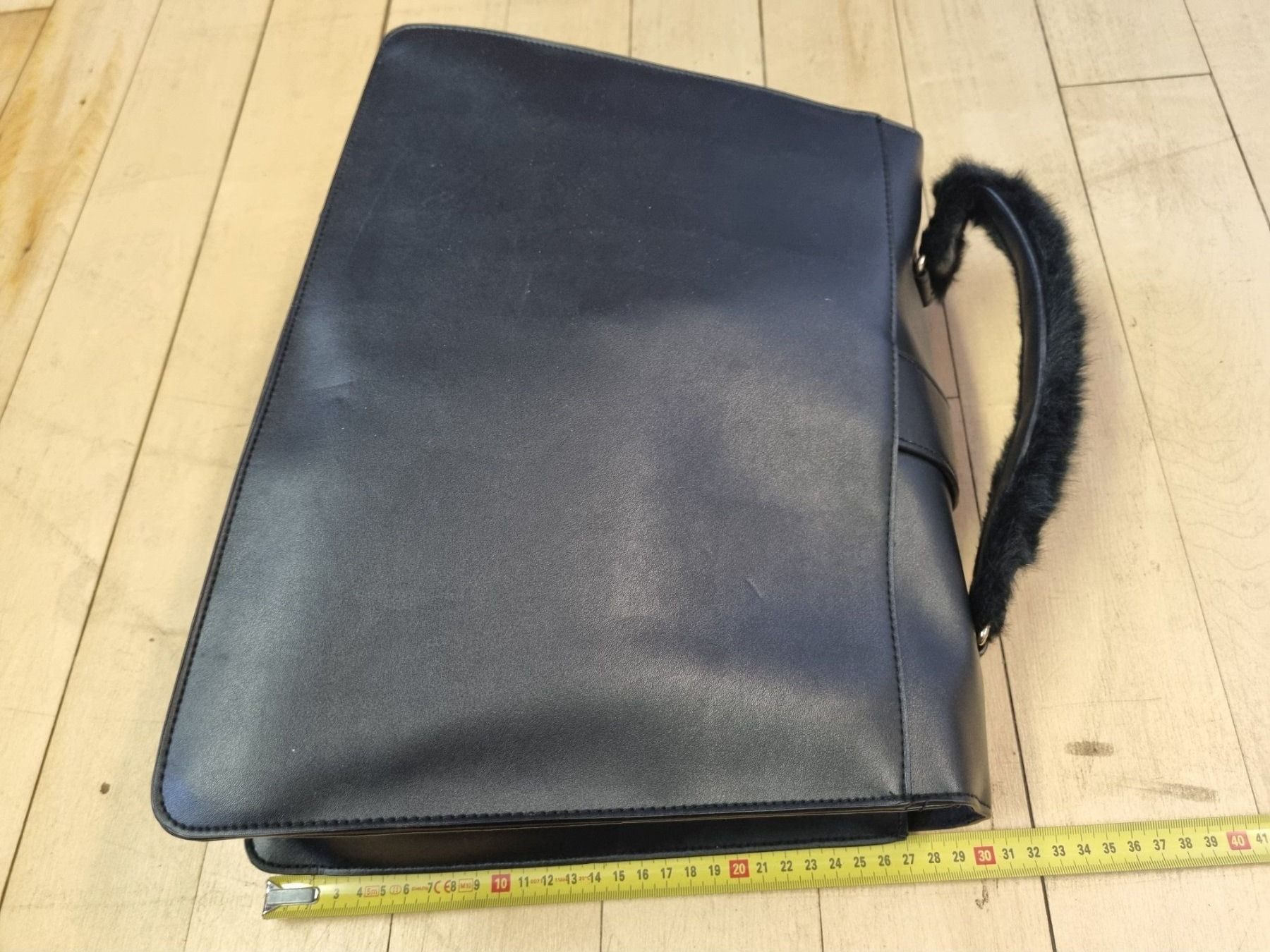 Taschen für Damen: New look Handtasche neu – Gebraucht aus Schönenwerd von Chez_Mimi 4