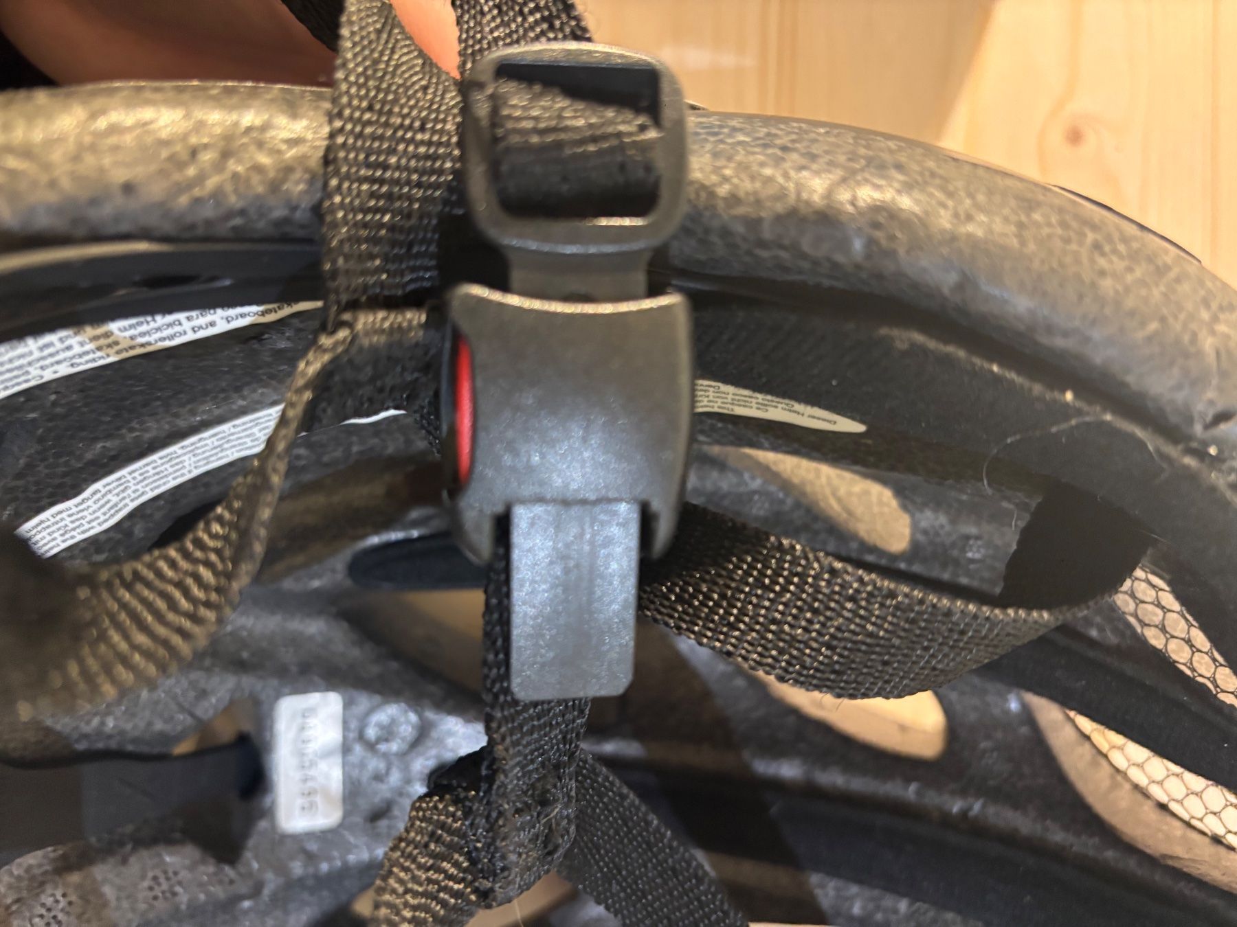 Helme: Fahrradhelm mit Rücklicht, Gr. 54-61cm – Gebraucht aus Chur von lau_jmp7 4