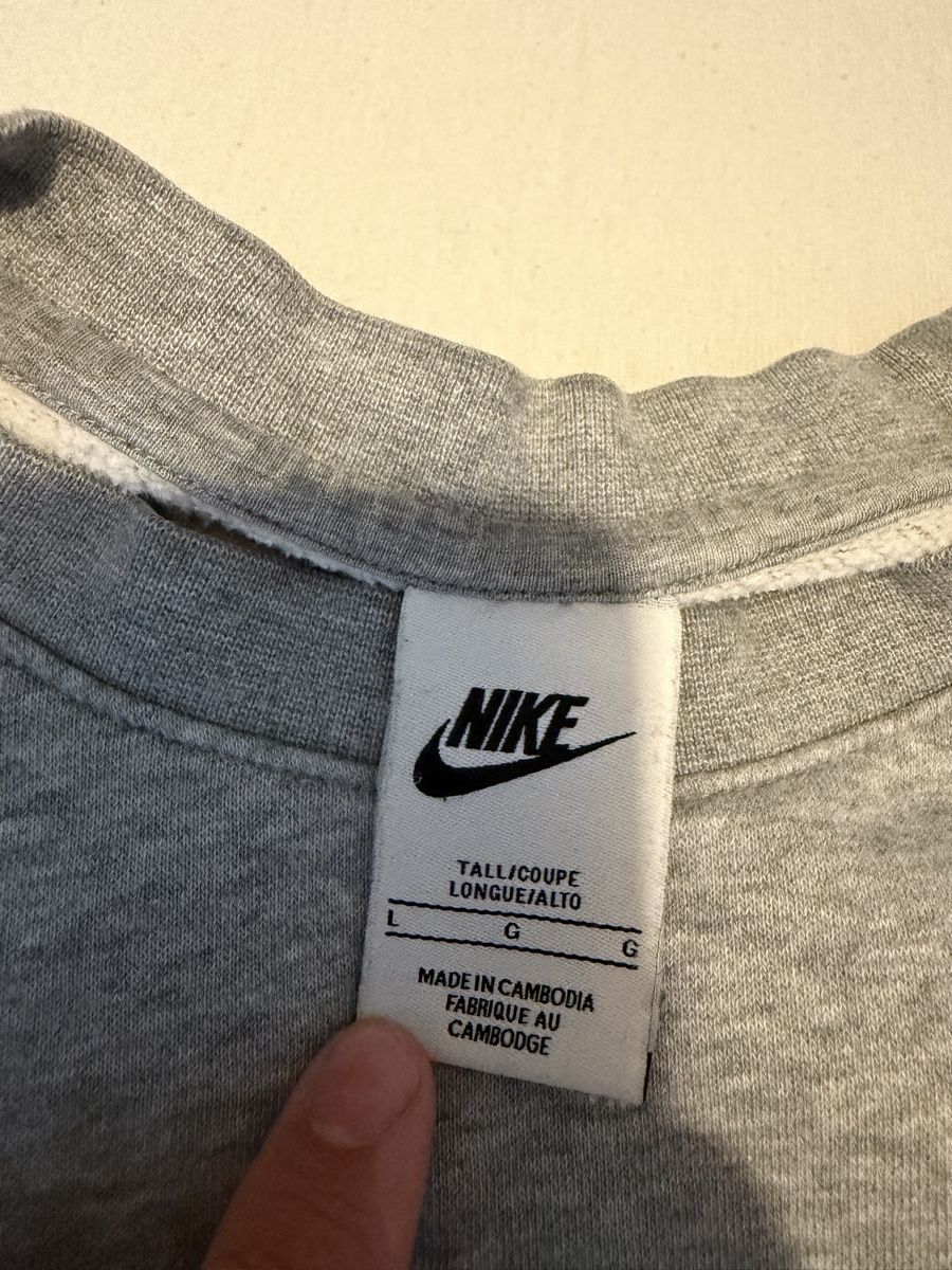 Maglioni & Felpe: 3 Pullover grössen auf den Bilder – Usato da Basel venduto da Fabiio94 5