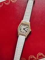CARTIER Montre Tortue en Or 18K avec Diamants / Gold 750