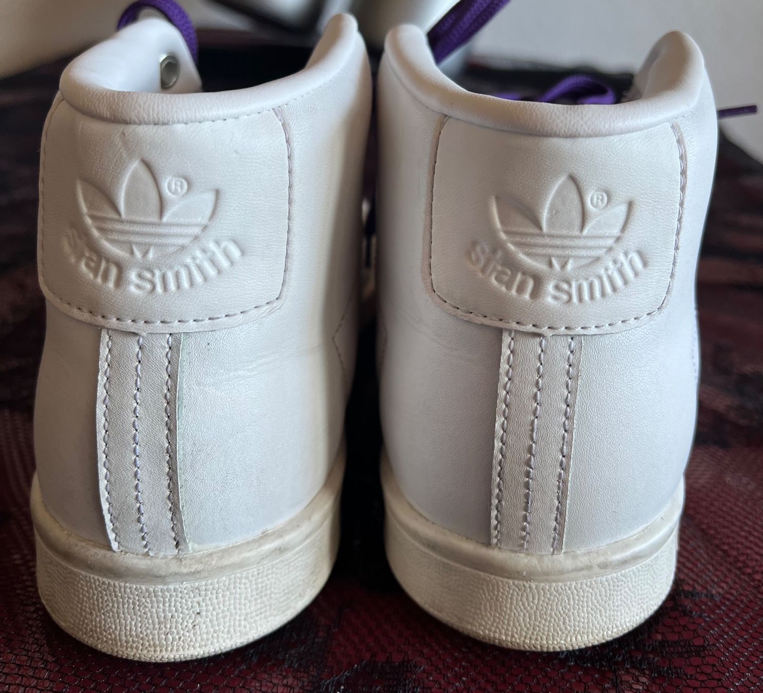 Adidas Scarpe da uomo: Adidas Stan Smith blanches, comme neuves. Taille 38 2/3 – Usato da Chézard-St-Martin venduto da Cheyenne_75 3