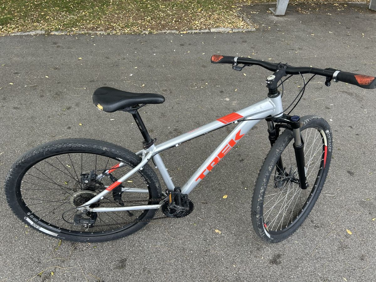Trek Velos: Trek Marlin 5 – Gebraucht aus La Neuveville von max_z6h7 3