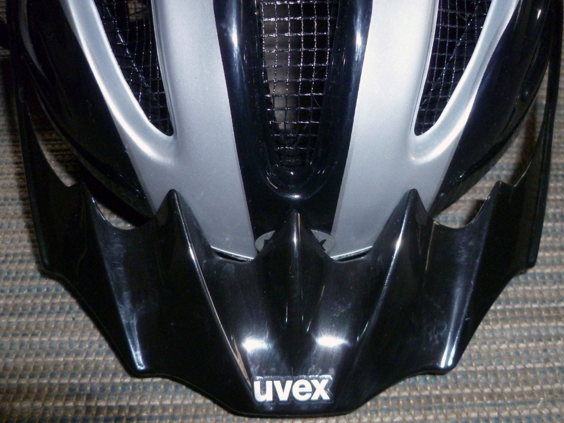 Uvex Caschi: Fahrradhelm Uvex 55 - 60 – Usato da Aarau venduto da Rdodger 3