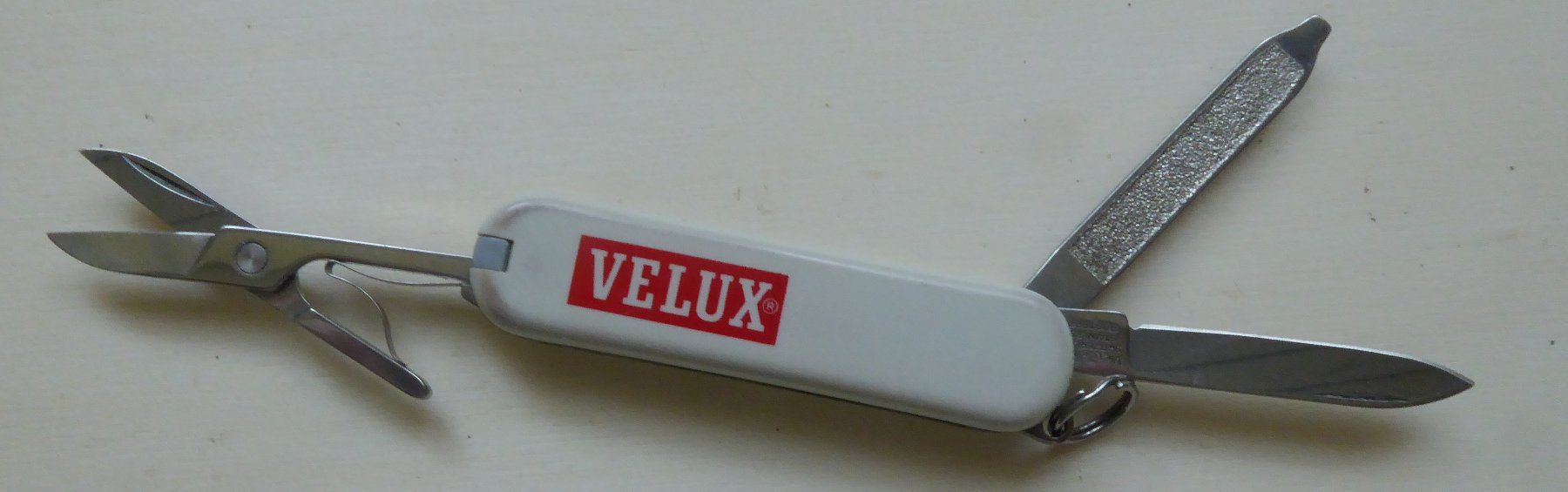 Victorinox Coltelli tascabile: Victorinox Classic Sackmesser Velux – Usato da Gossau SG venduto da tenerife11