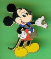Disney   MICKEY  Pin Trading