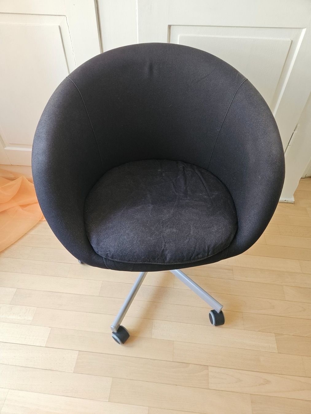 Ikea Sedie: Schwarzer IKEA Bürosessel – Usato da Zürich venduto da anna_r26m 1