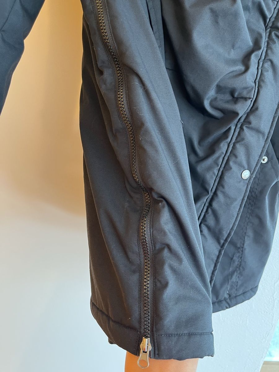 Cappotti: Winter Umstands Tragejacke – Usato da Maienfeld venduto da noloe 1