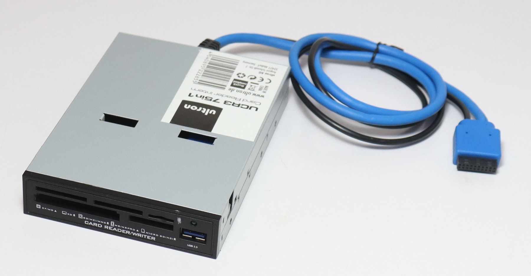 Lettori di schede: Ultron UCR3 Cardreader Kartenleser 3.5" USB, SD, CF, CD, MS – Usato da Frick venduto da volvo850driver