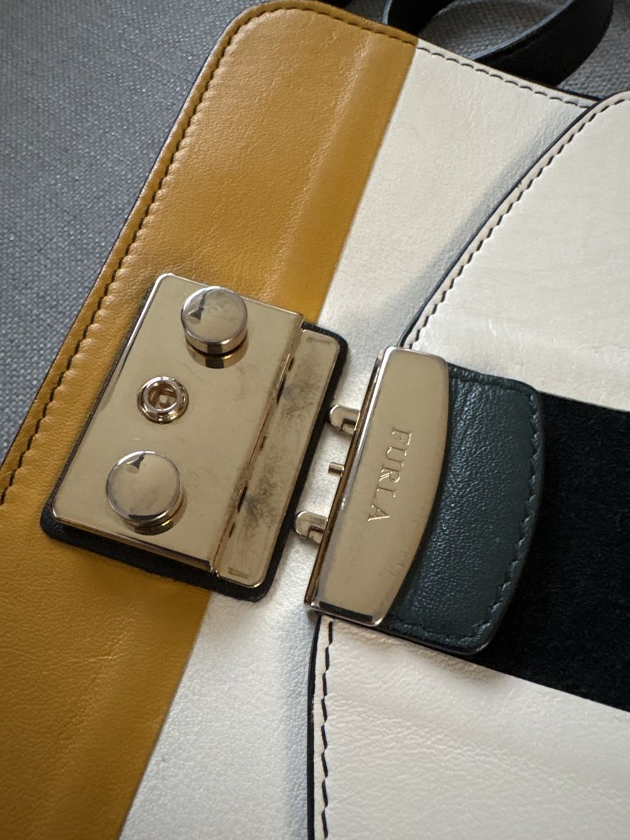 Furla Borse da donna: Furla Umhängetasche Leder – Usato da Zürich venduto da auto-moto 6