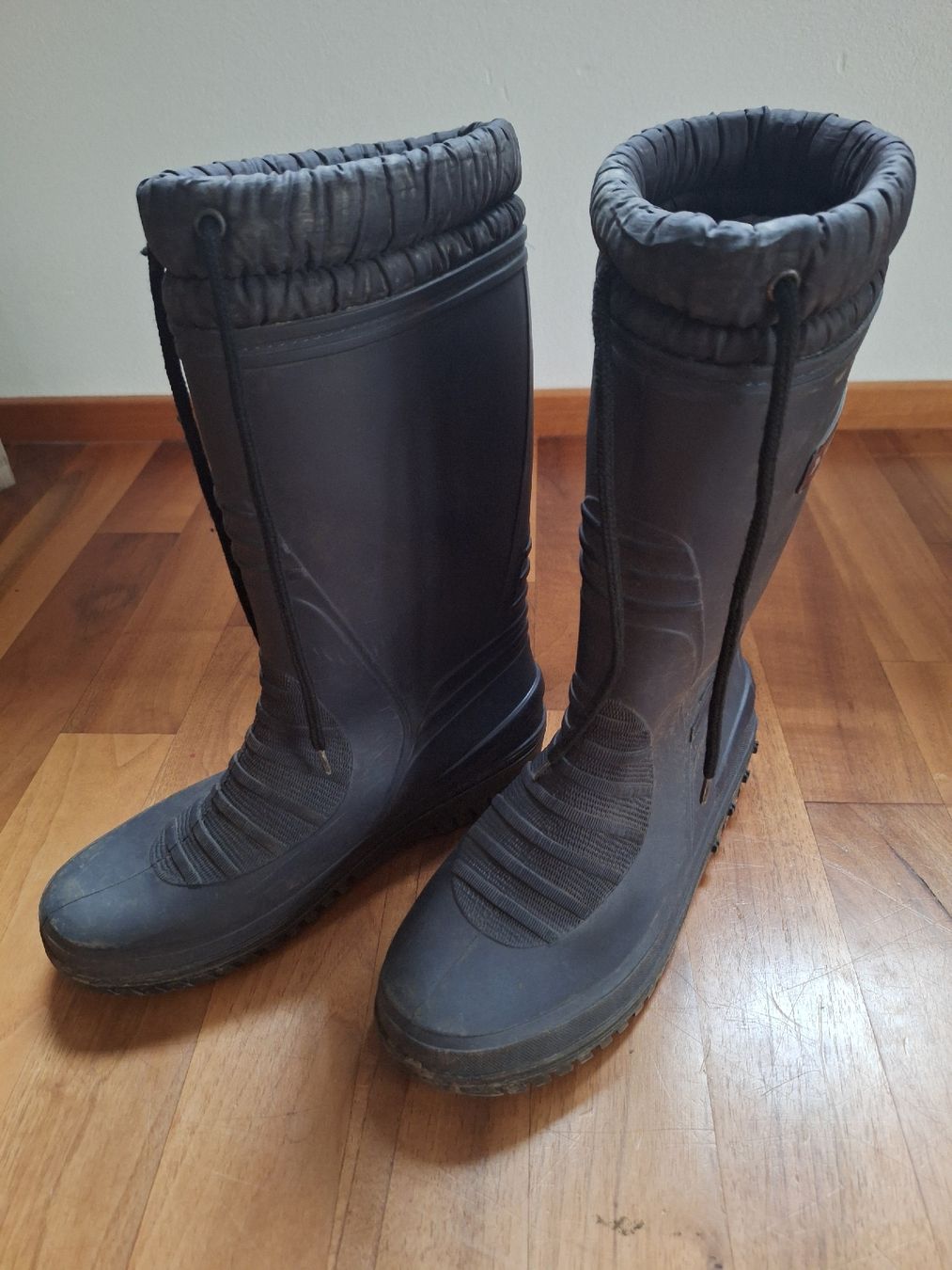 Spirale Herrenschuhe: Winterstiefel Spirale schwarz Grösse 37 – Gebraucht aus Affeltrangen von Salz-Pfeffer 1