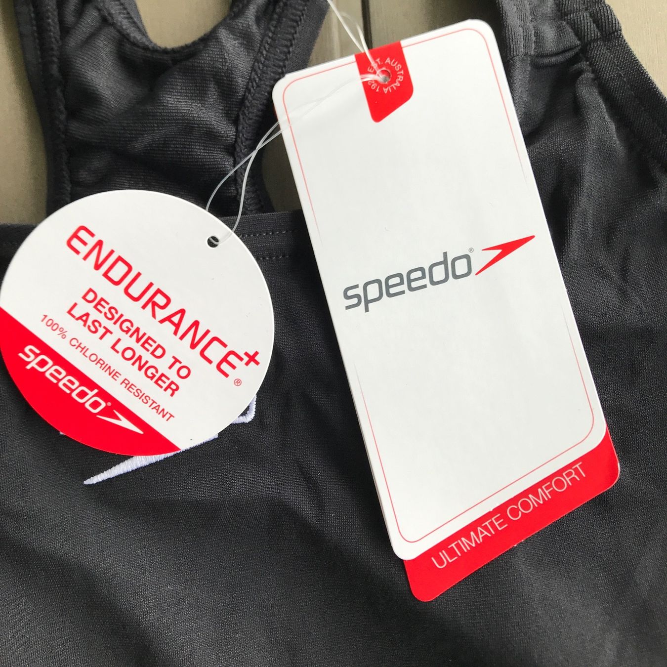 Speedo Costumi da bagno & Bikini: Badekleid Speedo Endurance, Gr. 38, schwarz – Nuovo e nell'imballaggio originale da Ebnat-Kappel venduto da Molton 4