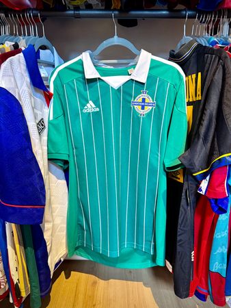Original Adidas Northern Ireland 2012-14 Home (M size)