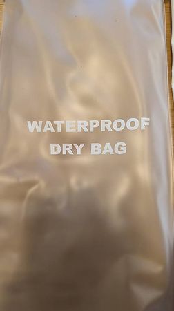Wasserdichter Dry Bag (breitband.ch)

- neuwertig!