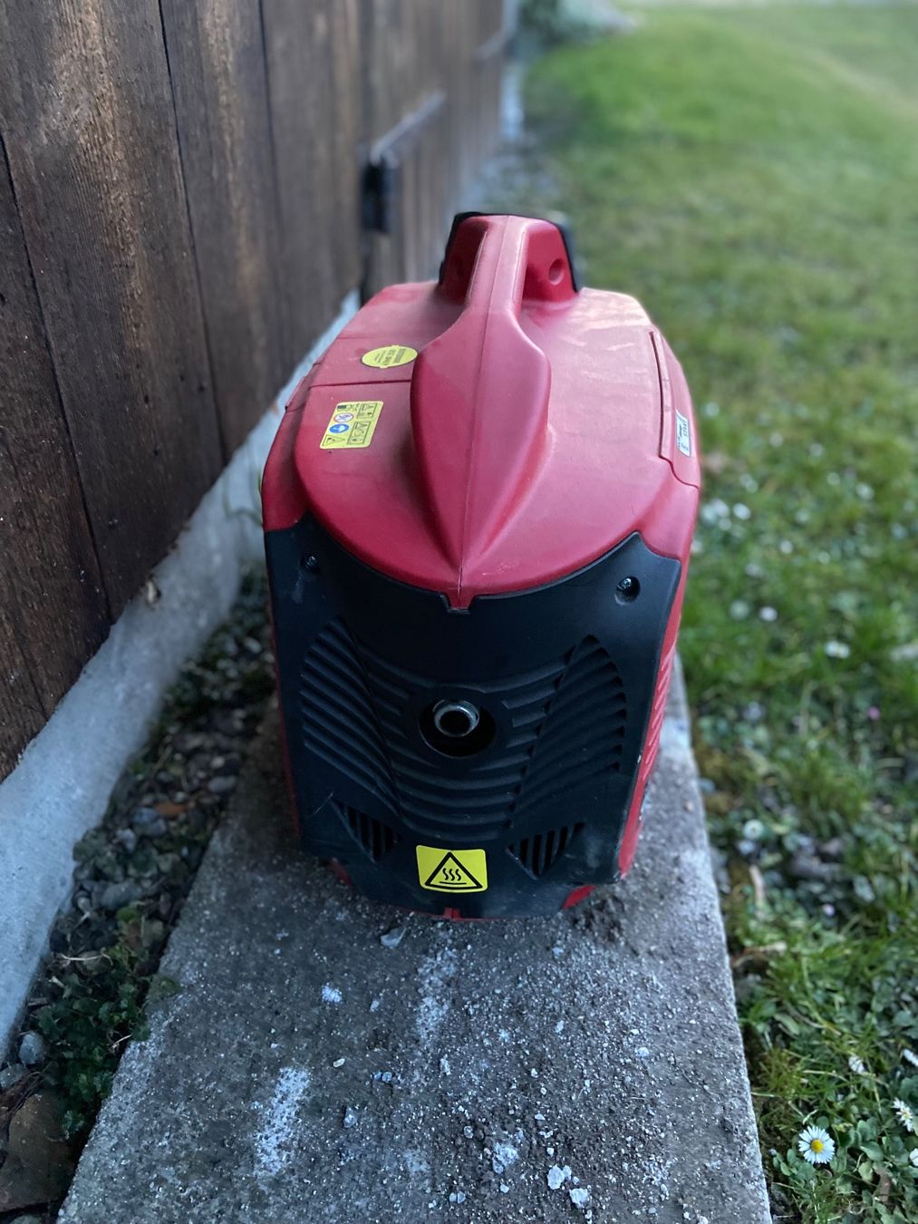Altro per Ufficio & Commercio: Vermietung Generator/Inverter – Usato da Ottikon venduto da Husky96 2