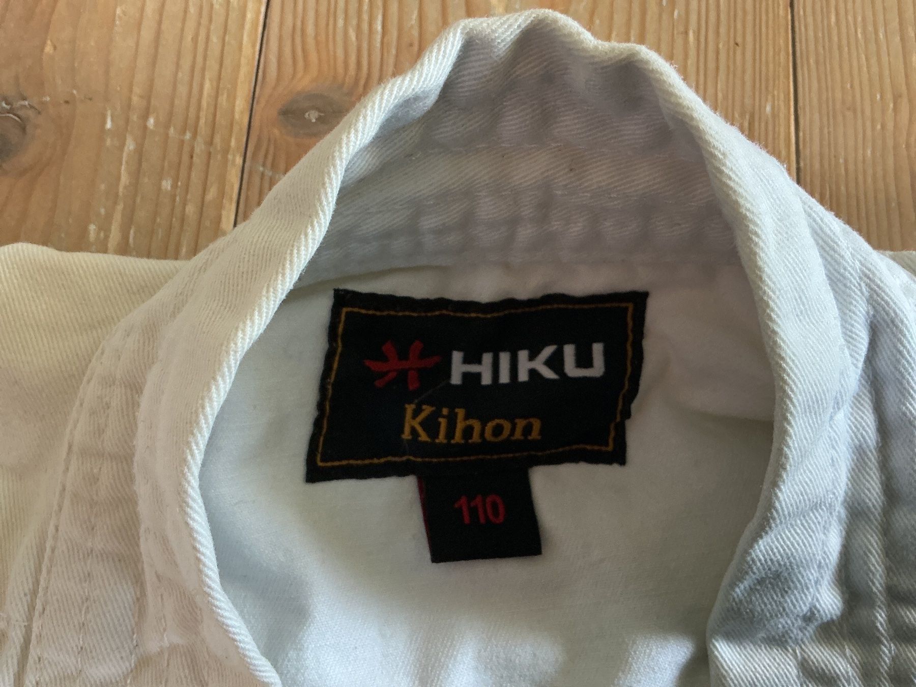 Completi: HIKU Kihon Karateanzug – Usato da Konolfingen venduto da Stephu72 2