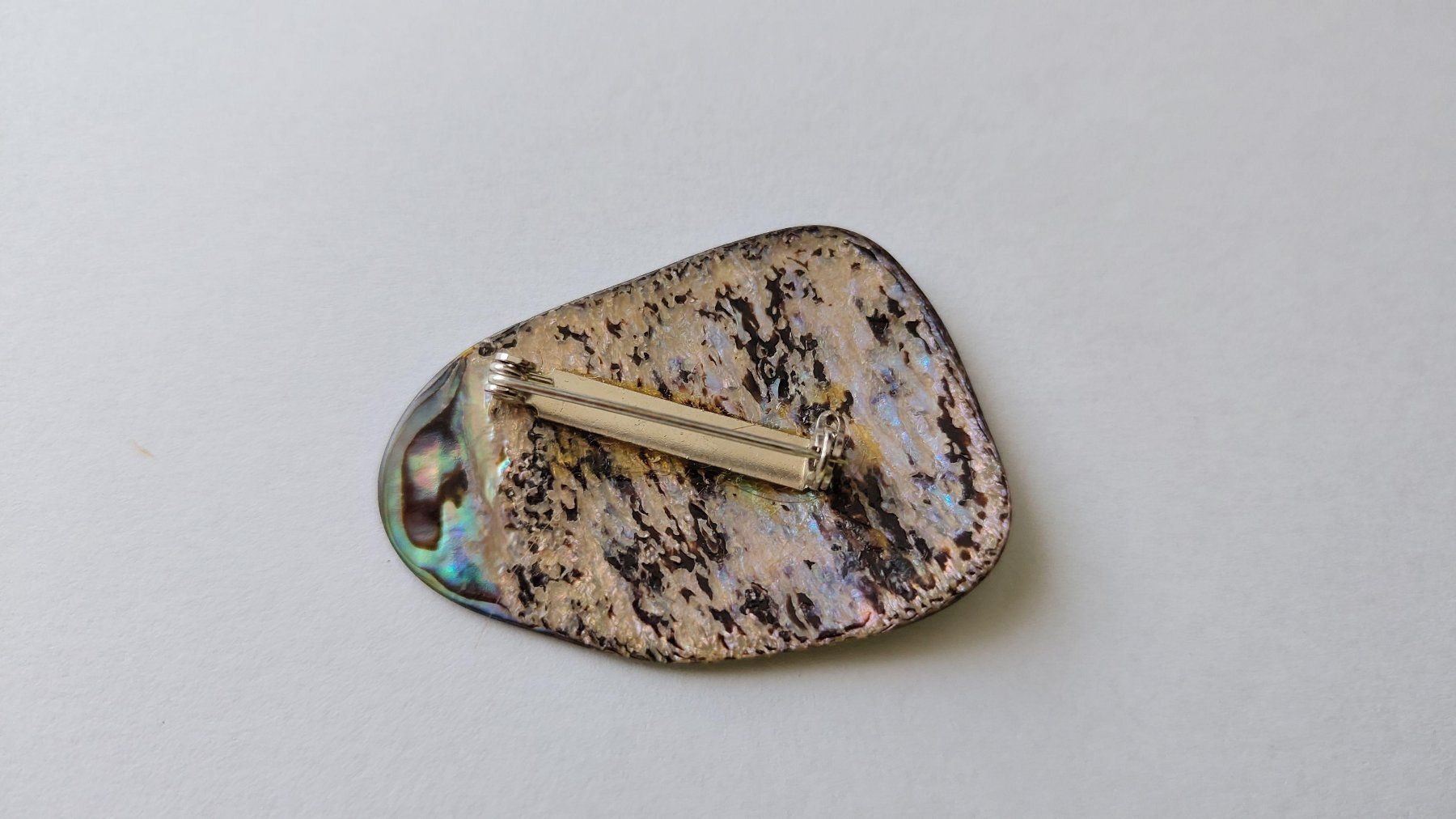 Broschen & Nadeln: Paua Muschel Brosche, 5 x 3.5cm – Gebraucht aus Ballwil von bom_ar 2