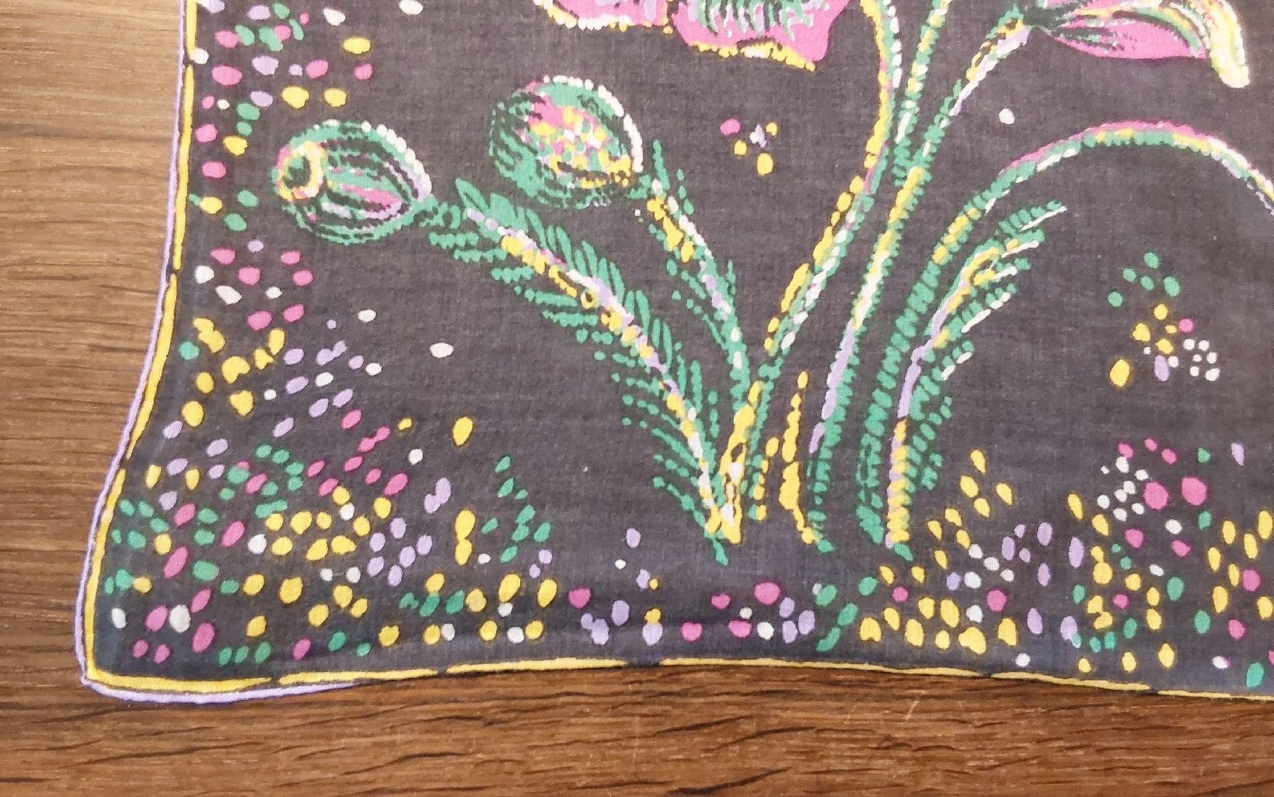 Autres vêtements & accessoires: Taschentuch Motiv Blumen – Neuf (Voir description) à Köniz par scopello12 1