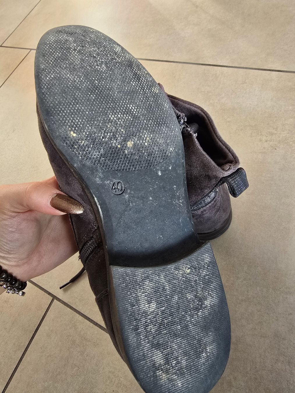 Damenschuhe: Stiefeletten - Grösse 40 – Gebraucht aus Rickenbach b. Wil von VeryLovelyThings 1