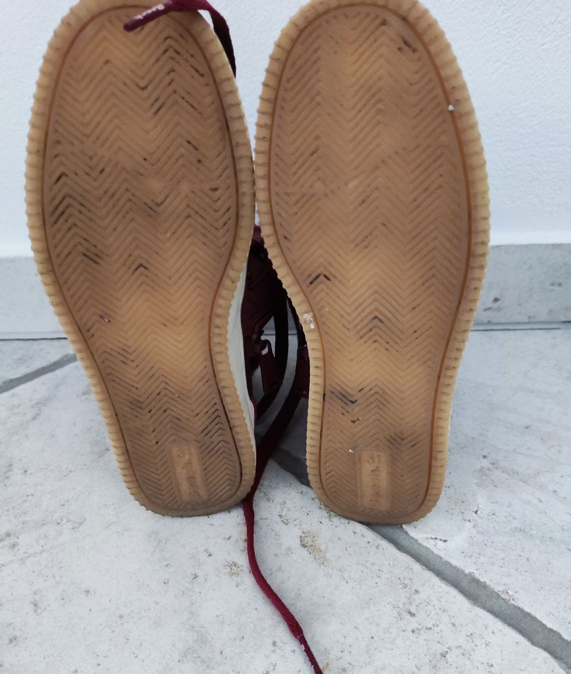 Bench Scarpe per ragazze: Bench Mädchenschuh Grösse 31 – Usato da Chur venduto da Rodanisa 9