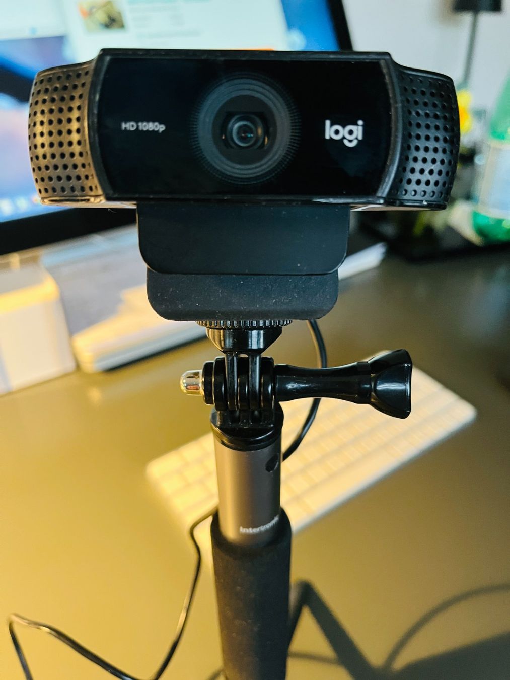 Logitech Webcam: Logitech HD 1080p Webcam – Usato da Luzern venduto da hildesandra