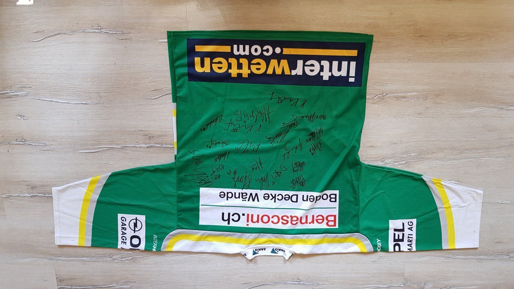 Jako Canottiere & Pantaloni: EHC Olten Trikot mit Autogrammen – Usato da Lostorf venduto da Ela545 1