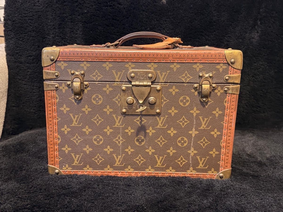 Louis Vuitton Reisekoffer: Valise Louis Vuitton – Gebraucht aus Yvonand von Jojo777