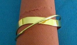 ARMSPANGE, Nr. 3-1, golden, Stahl, NEU und ungetragen