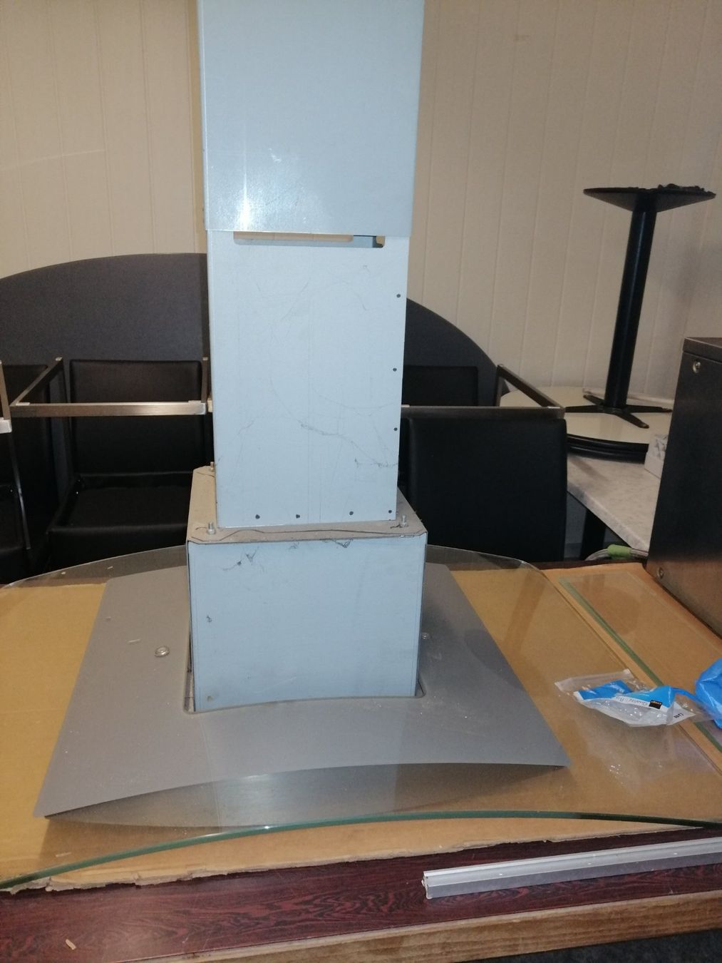 Cappe di aspirazione: Dampfabzug Aktivkohlenfilter – Usato da Erlinsbach venduto da platin09 1