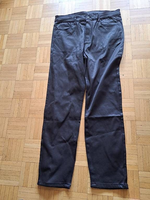 Pantalons: Pantalon homme – D'occasion à La Chaux-de-Fonds par atipik 1