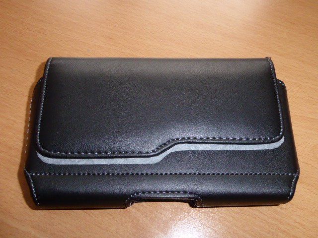 Telefoni cellulari / Smartphones: Smartphone Gurt Etui – Nuovo e nell'imballaggio originale da Winterthur venduto da Bulldog5