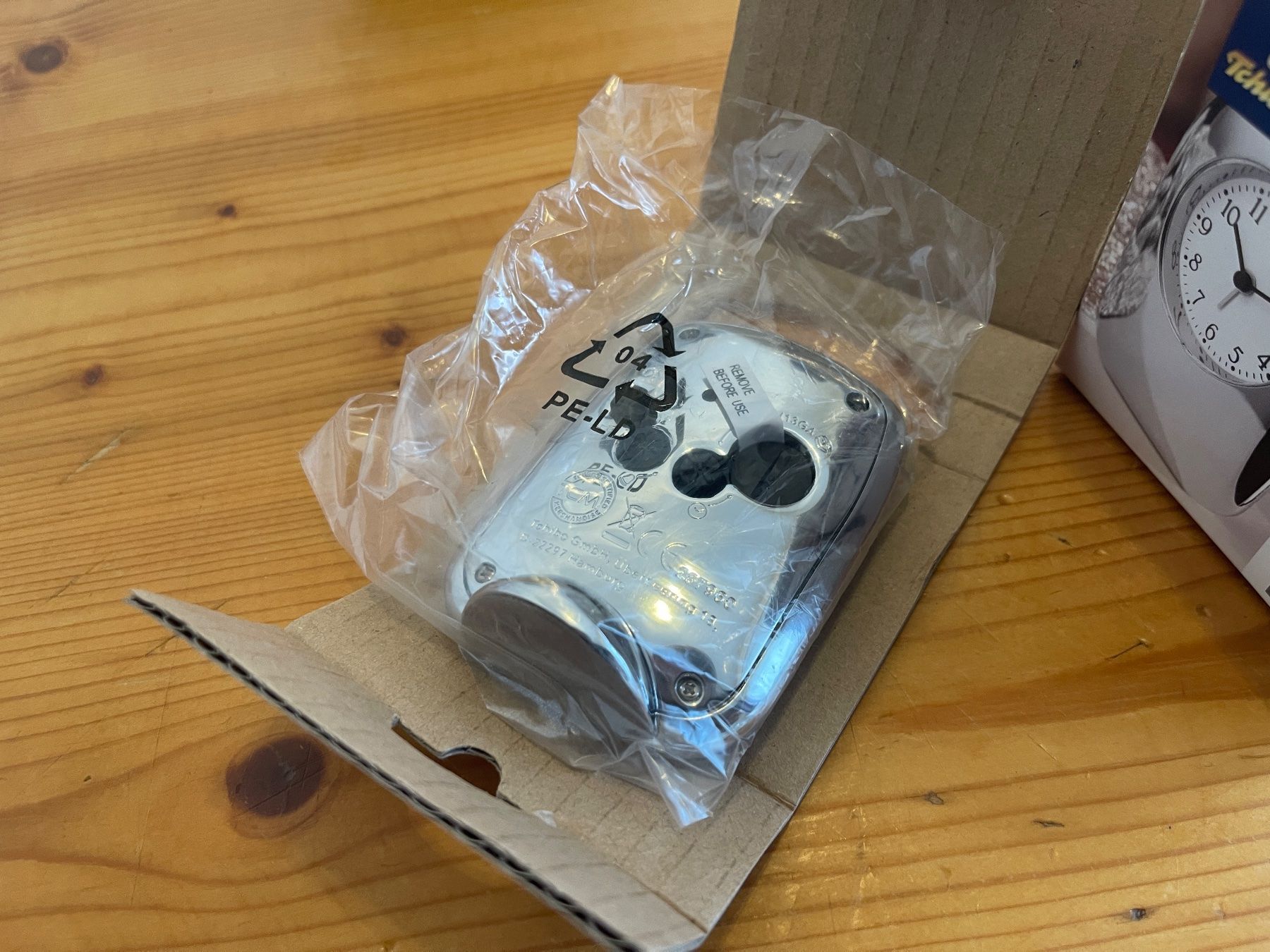 Sveglie: Tchibo Wecker Alarm Clock - Hochwertiges Metalgehäuse, Mecha – Nuovo e nell'imballaggio originale da Weinfelden venduto da ice_heart_xx 6