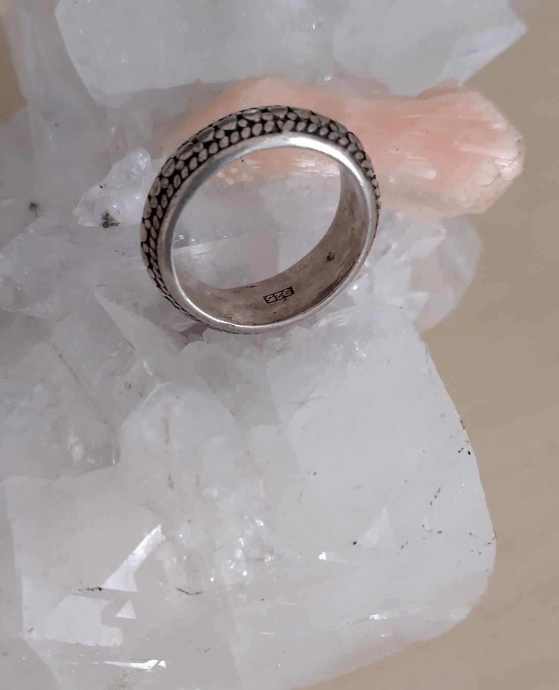 Anelli: RING SILBER 925 MIT RUNDUM MUSTERUNG – Usato da Romanshorn venduto da BoutiqueA 3