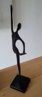 Schöne moderne Bronce / Bronze Figur links