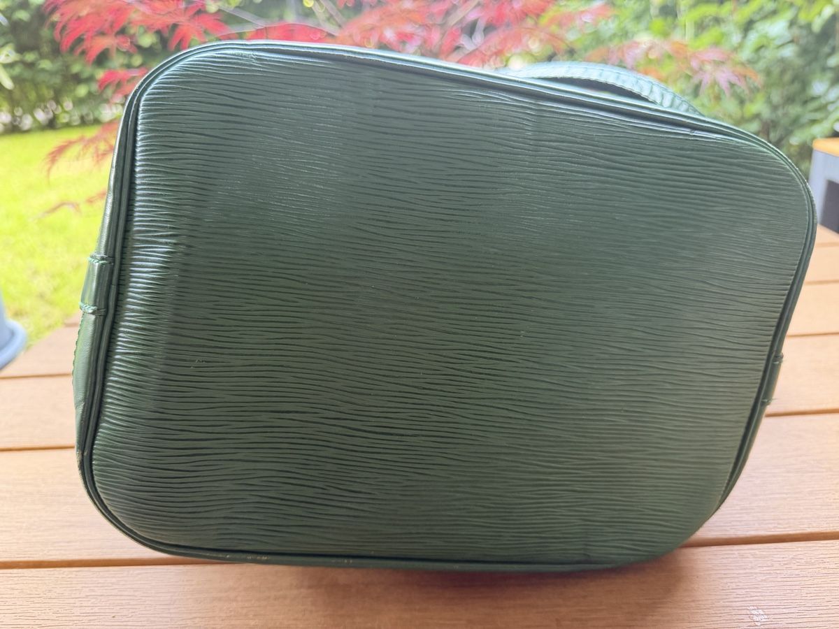Louis Vuitton Borse da donna: Noe Louis Vuitton, grün – Usato da Fällanden venduto da Caramel7 5