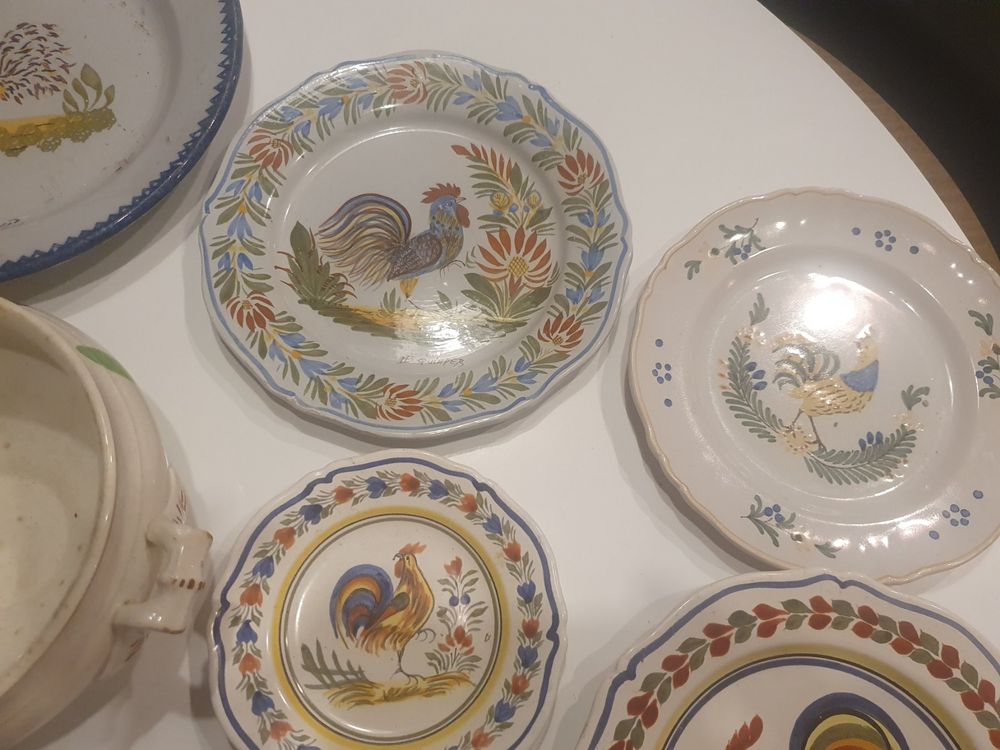 Ensemble de 2 assiettes Hansi, faïenciers en Alsace - Label Emmaüs