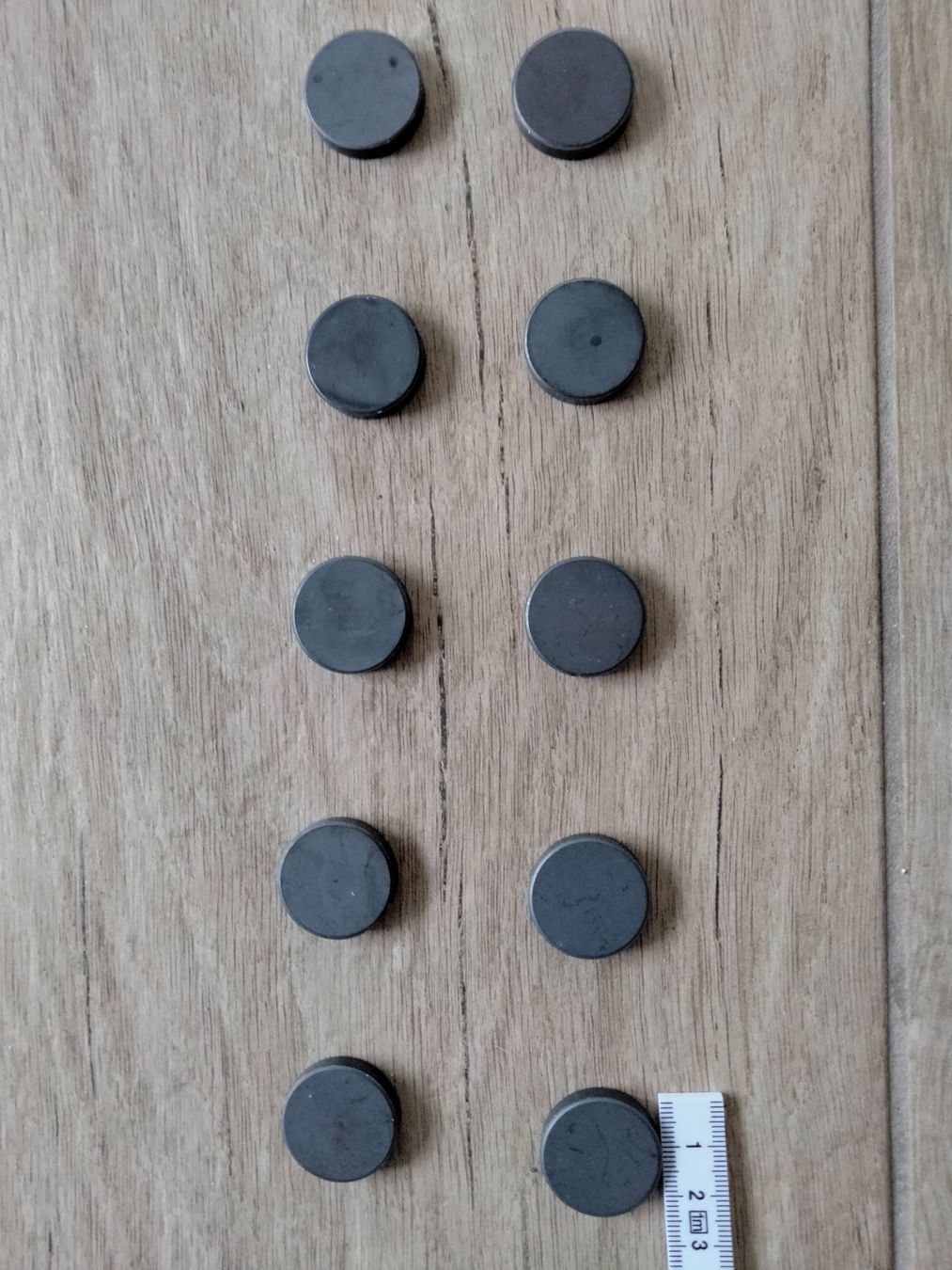 Magnete: 10 Magnete zum Basteln – Gebraucht aus Oberwil-Dägerlen von box7