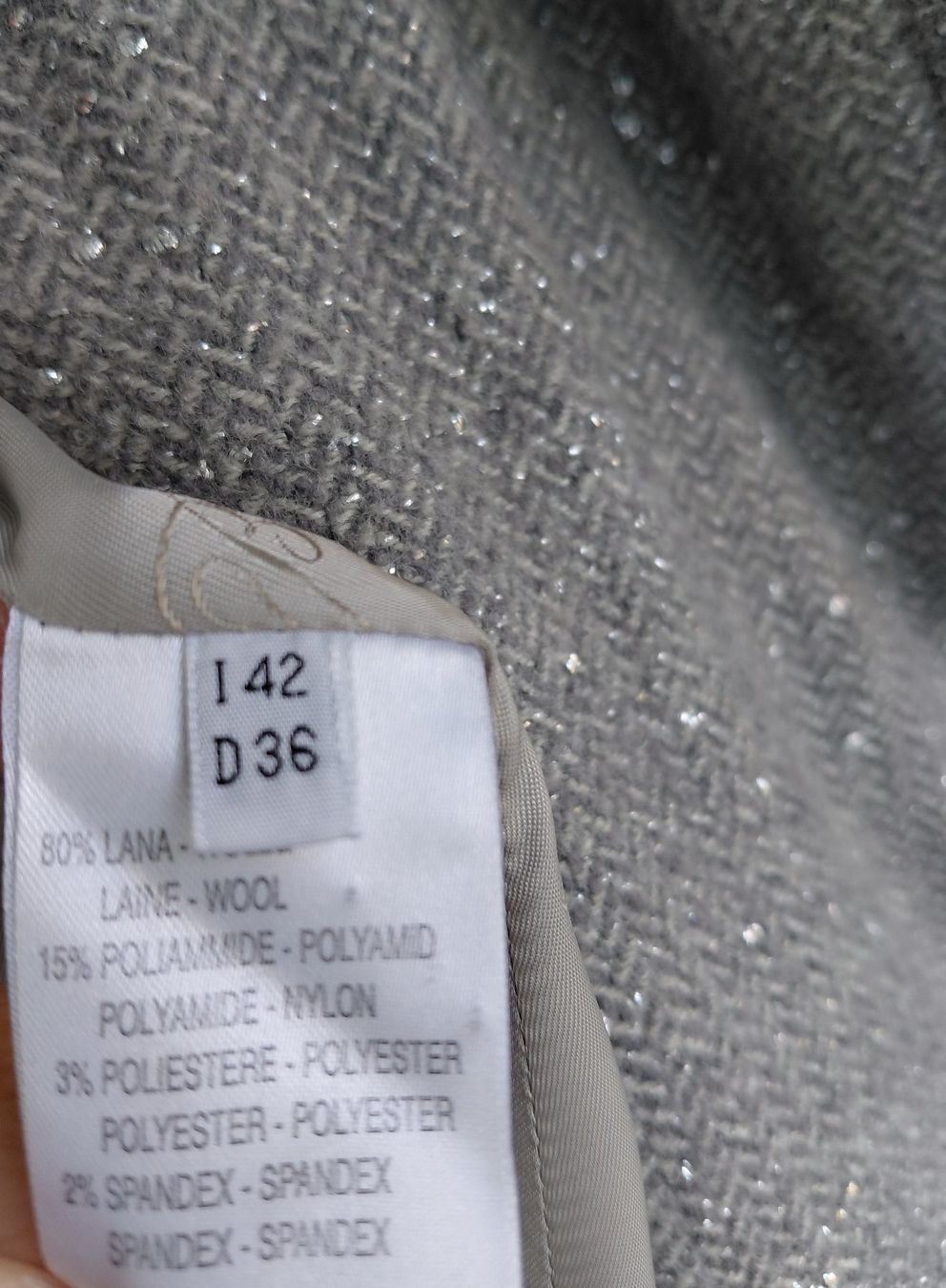 Mäntel: Jacke BLUMARINE,CH-GR.36,neuwertig,220 Fr. – Neu (gemäss Beschreibung) aus Bülach von reguskon 3