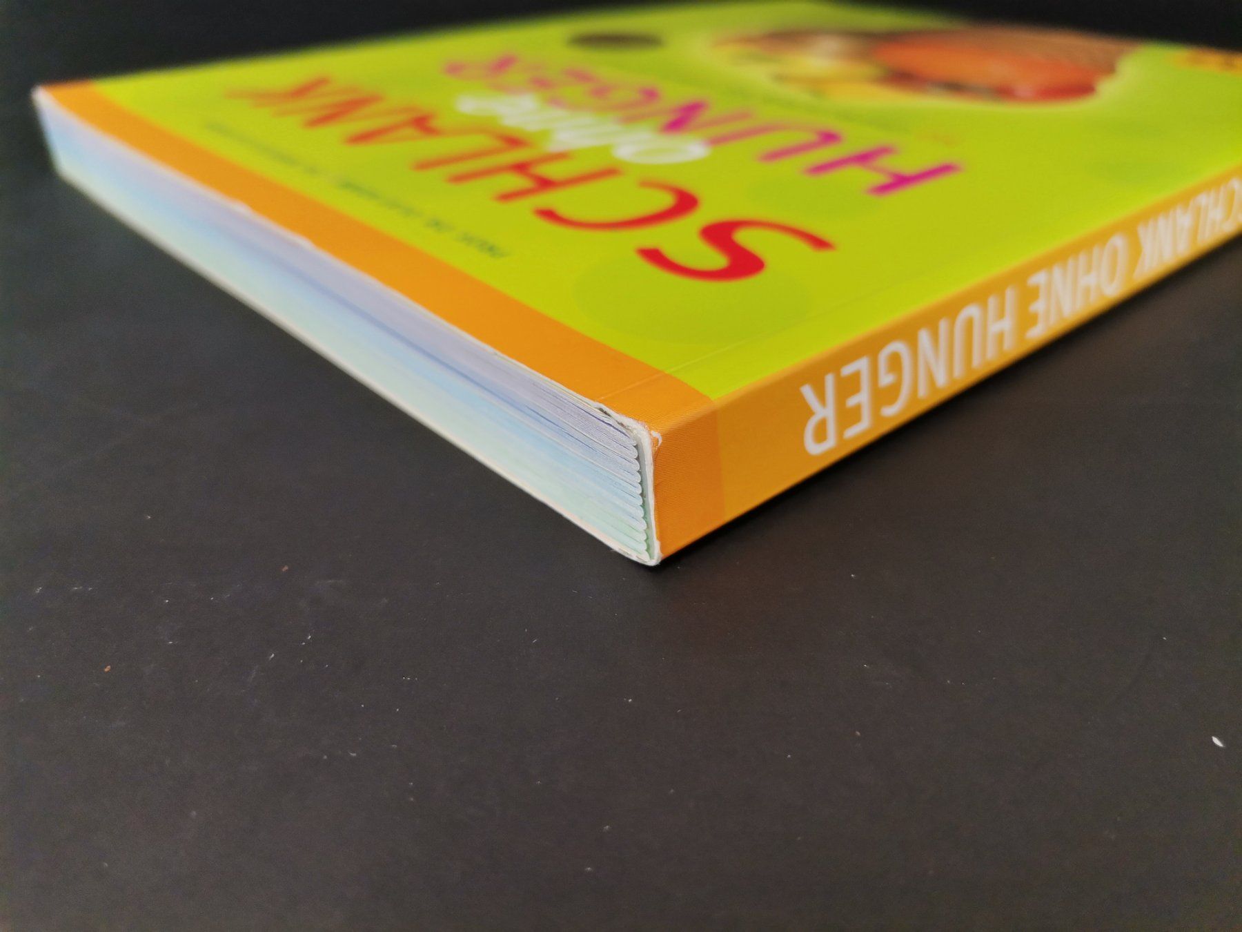 Libri: BUCH - Schlank ohne Hunger – Usato da Schaffhausen venduto da Restwert_SH 7