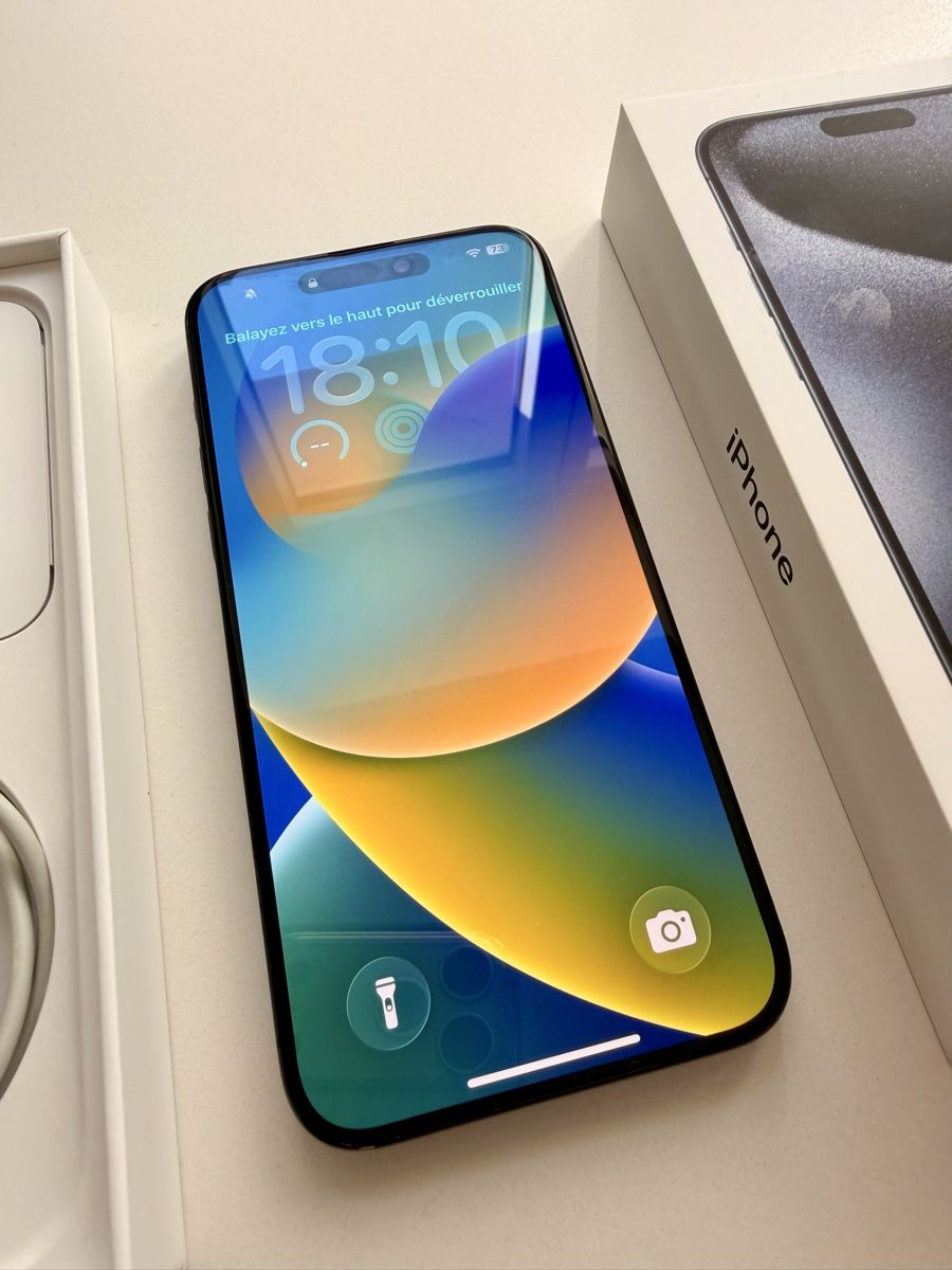 Apple Telefoni cellulari / Smartphones: Apple iPhone 15 Pro Max – Usato da Peseux venduto da Marco48 1