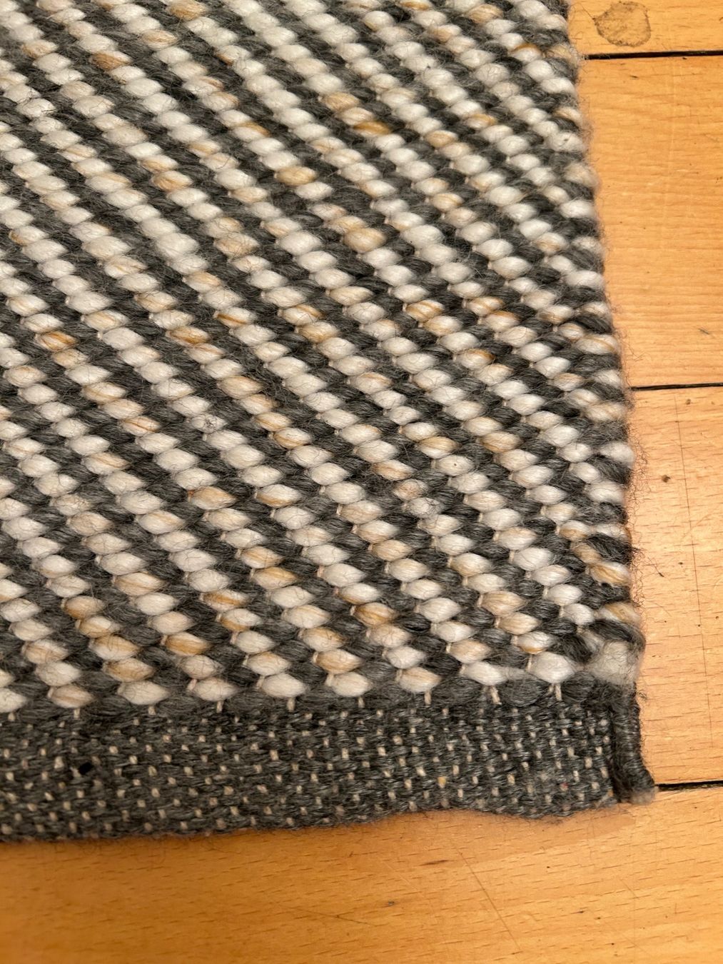 Tappeti: Teppich/ nicht gebraucht/ 155/82cm – Usato da Rorschacherberg venduto da Svebe 6