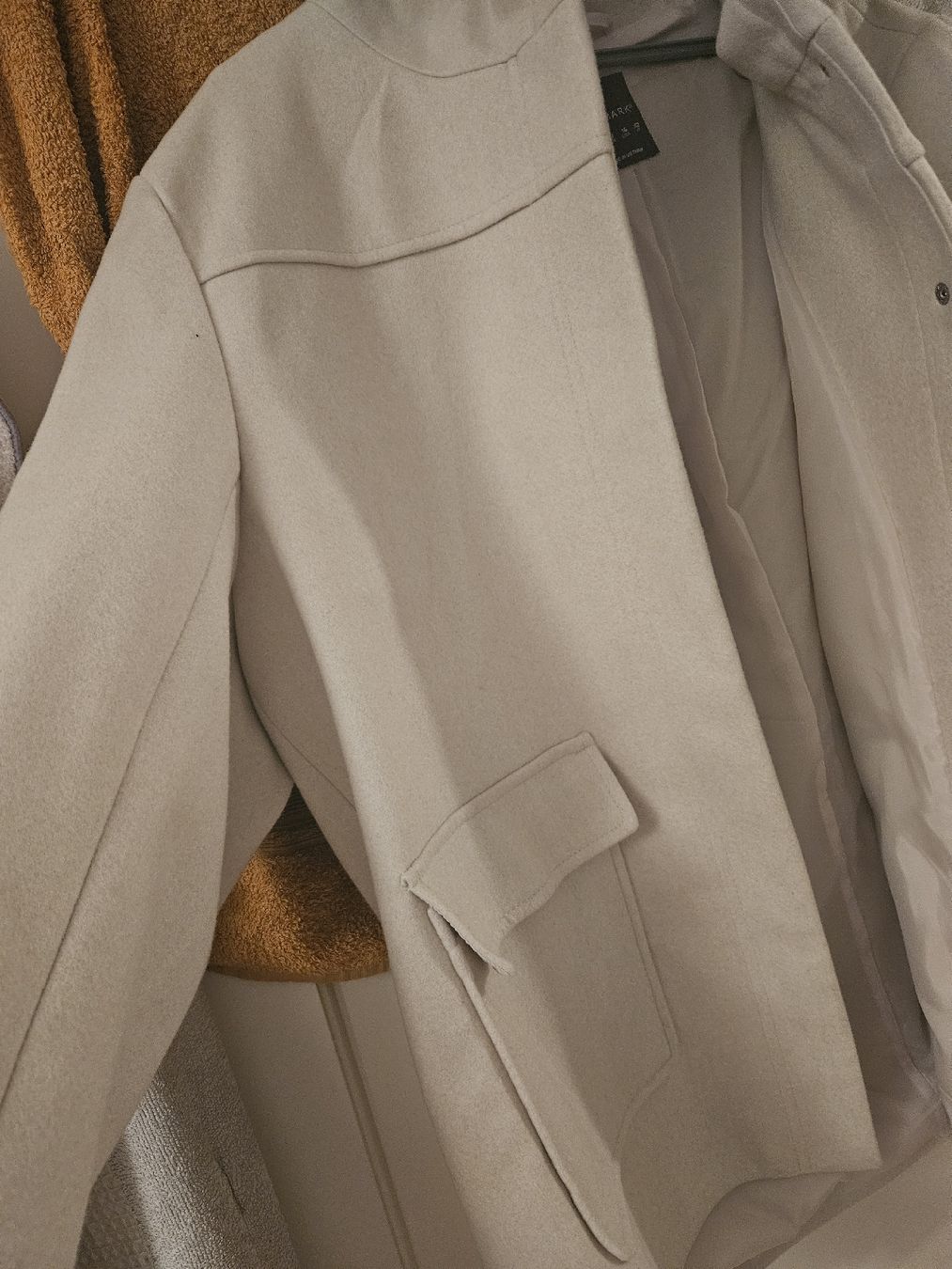 Cappotti: manteau courte avec capuche – Usato da Savigny venduto da vei_8t66 2