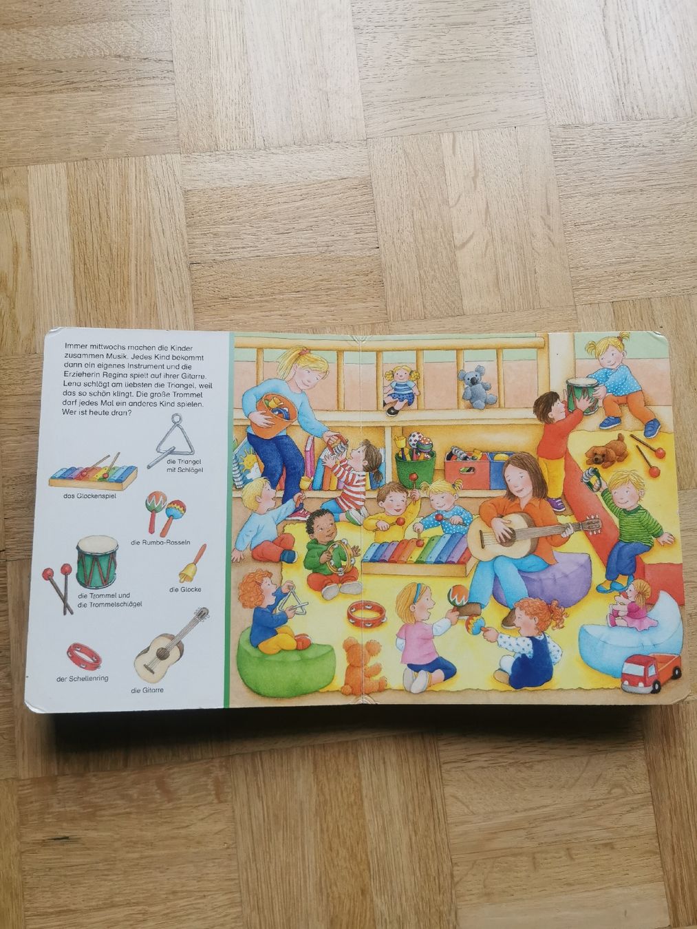Libri: Kindergarten Wimmelbuch von Ravensburger  – Usato da Fislisbach venduto da mojar 1