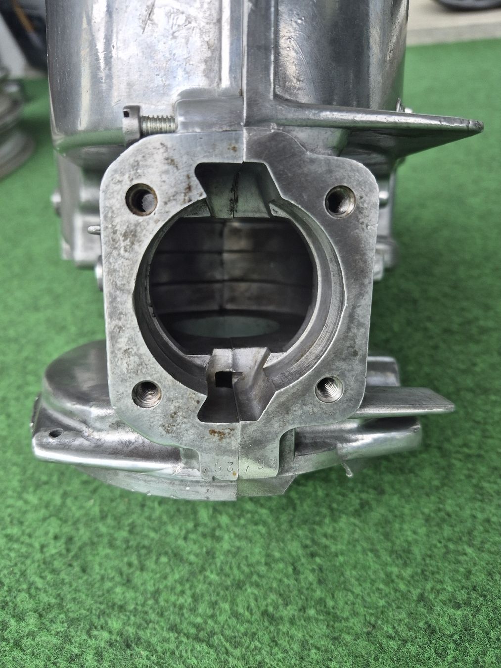 Puch Parti ricambio per ciclomotori: Puch Maxi  E50 Motorgehäuse 4-Lager 1.Generation – Usato da Belp venduto da intru 7