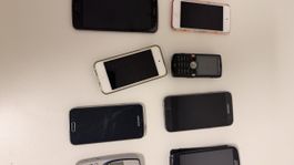 Konvolut Mobiltelefone Verschiedene Marken Modelle Defekt